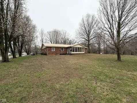 1 Jefferson Valley Coatesville IN 46121
