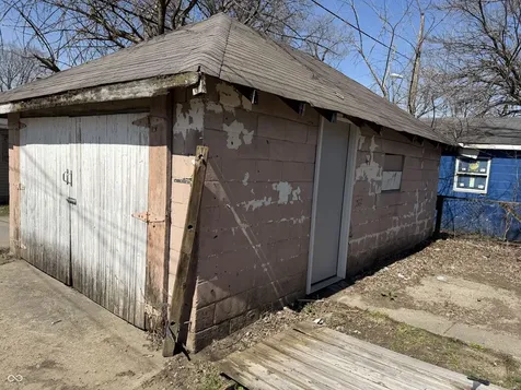 1342 Lee Street Indianapolis IN 46221