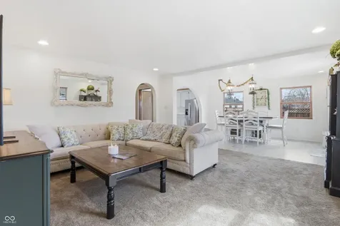 1607 Cherry Street Noblesville IN 46060
