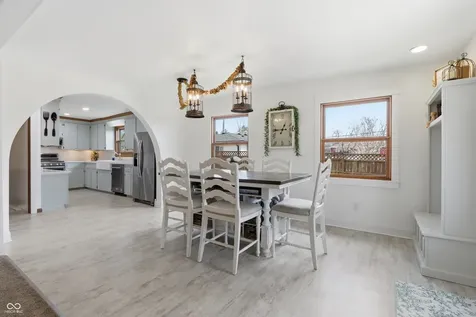 1607 Cherry Street Noblesville IN 46060