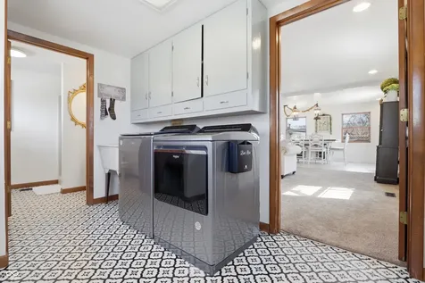 1607 Cherry Street Noblesville IN 46060