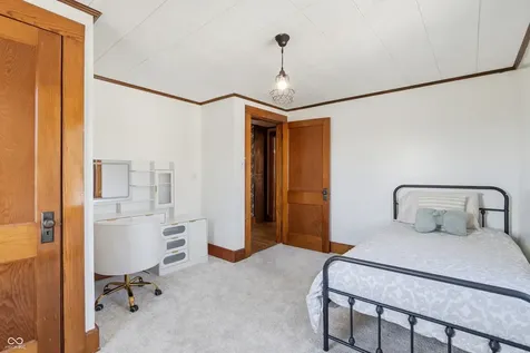 1607 Cherry Street Noblesville IN 46060