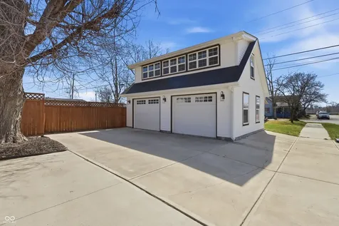 1607 Cherry Street Noblesville IN 46060