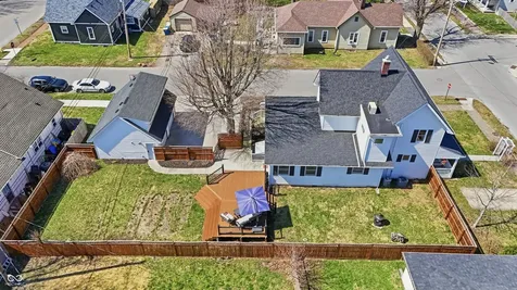 1607 Cherry Street Noblesville IN 46060