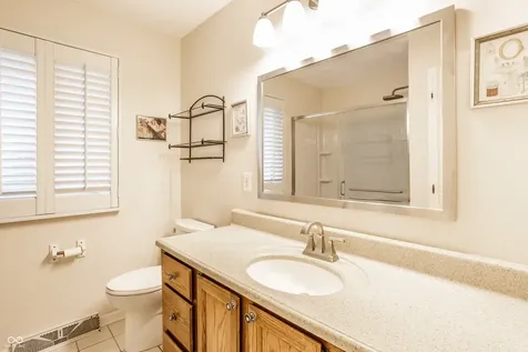 4757 E 64th Street E Indianapolis IN 46220