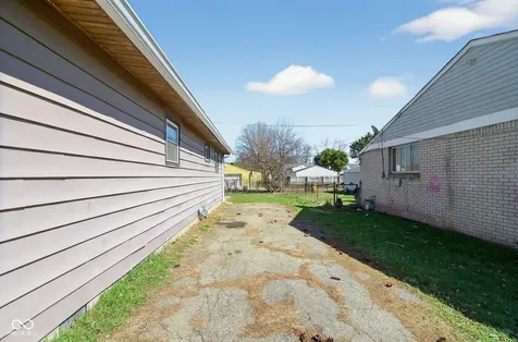2835 Baltimore Avenue Indianapolis IN 46218