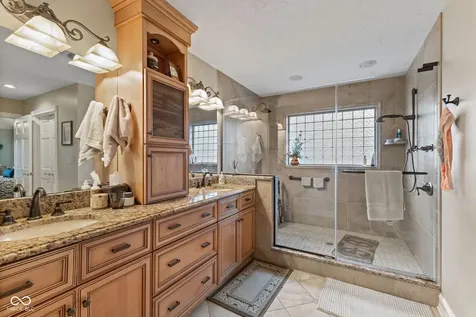 10373 Quiet Way Indianapolis IN 46239
