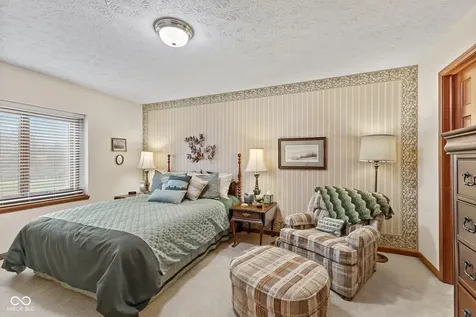 10373 Quiet Way Indianapolis IN 46239
