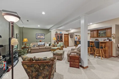 10373 Quiet Way Indianapolis IN 46239