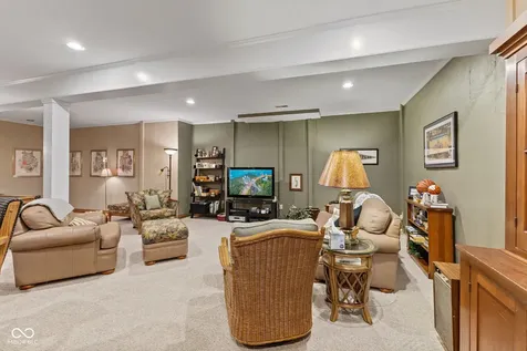 10373 Quiet Way Indianapolis IN 46239
