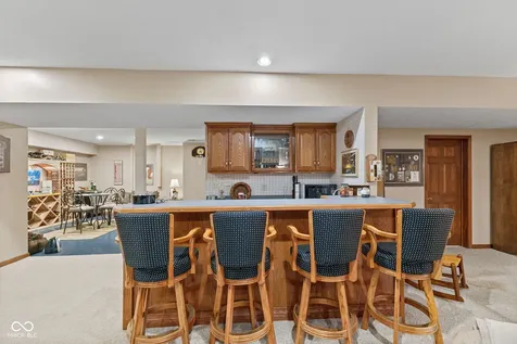 10373 Quiet Way Indianapolis IN 46239