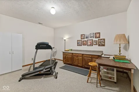 10373 Quiet Way Indianapolis IN 46239