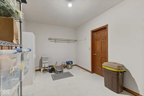 10373 Quiet Way Indianapolis IN 46239