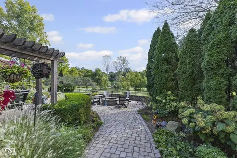10373 Quiet Way Indianapolis IN 46239