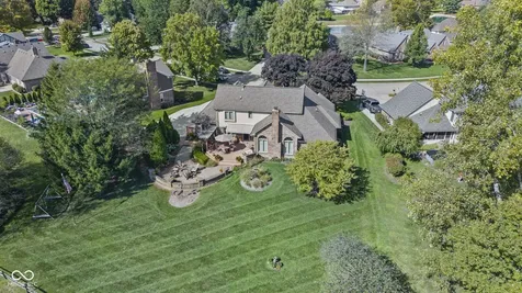 10373 Quiet Way Indianapolis IN 46239