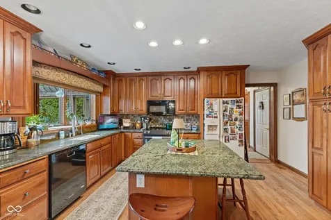 10373 Quiet Way Indianapolis IN 46239