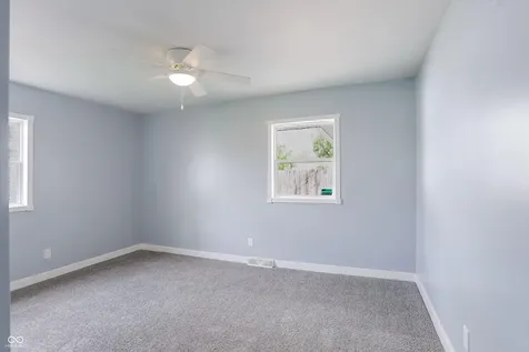 1022 Ashland Avenue Whiteland IN 46184