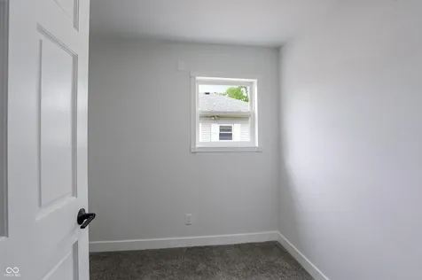 1022 Ashland Avenue Whiteland IN 46184