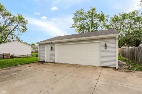 1022 Ashland Avenue Whiteland IN 46184