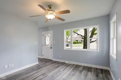 1022 Ashland Avenue Whiteland IN 46184
