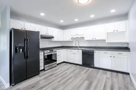 1022 Ashland Avenue Whiteland IN 46184