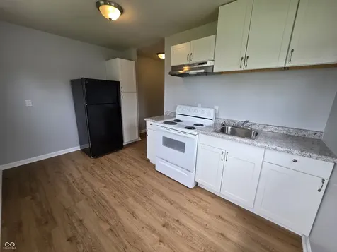 1952 Unit B Shelby Street Indianapolis IN 46203