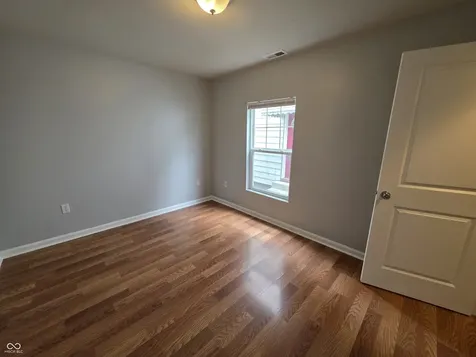 1952 Unit B Shelby Street Indianapolis IN 46203