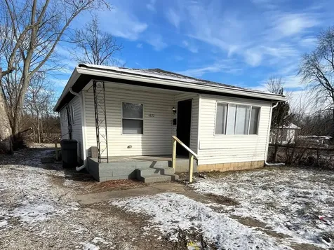 4622 E 30th Street Indianapolis IN 46218