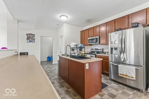 5924 Wintersweet Lane Whitestown IN 46075