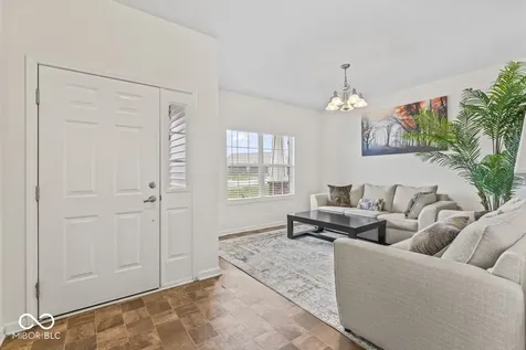 5924 Wintersweet Lane Whitestown IN 46075