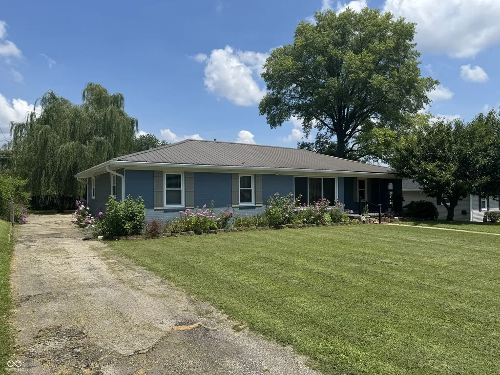 1324 Westwood Boulevard Connersville IN 47331
