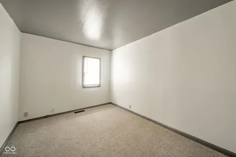 2742 Apache Drive Anderson IN 46012