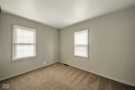 2742 Apache Drive Anderson IN 46012