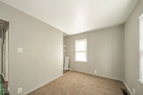 2742 Apache Drive Anderson IN 46012