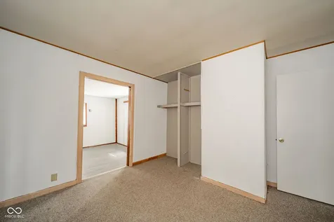 2742 Apache Drive Anderson IN 46012
