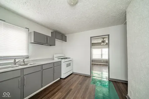 2742 Apache Drive Anderson IN 46012