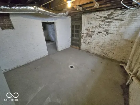 3848 Washington Boulevard Indianapolis IN 46205