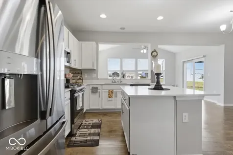 1276 Sanderling Drive Greenwood IN 46143