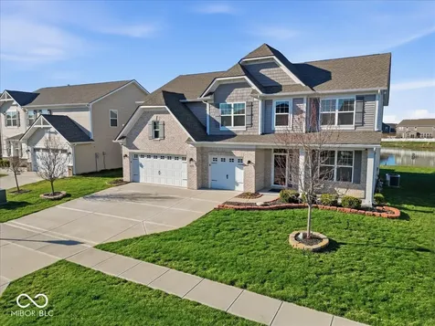 1276 Sanderling Drive Greenwood IN 46143