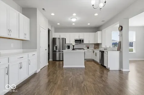 1276 Sanderling Drive Greenwood IN 46143