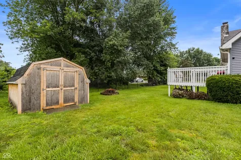 2361 W Brookdale Drive Columbus IN 47201
