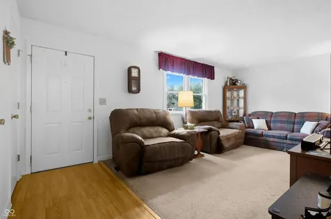 2361 W Brookdale Drive Columbus IN 47201