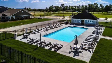 6179 Hampton Walk Boulevard Mccordsville IN 46055