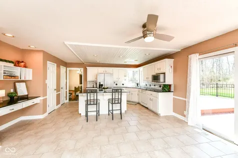 8046 N Halyard Way Indianapolis IN 46236