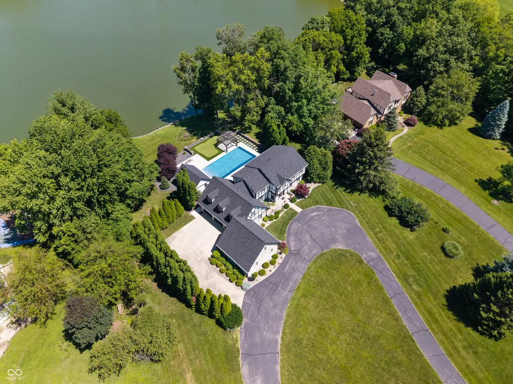 5720 N Sugar Hills Drive Greenfield IN 46140