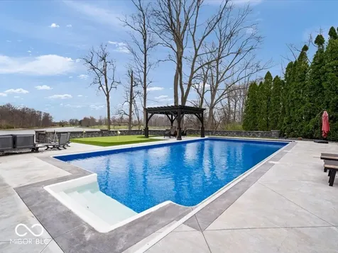 5720 N Sugar Hills Drive Greenfield IN 46140