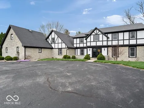5720 N Sugar Hills Drive Greenfield IN 46140