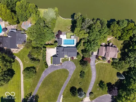 5720 N Sugar Hills Drive Greenfield IN 46140