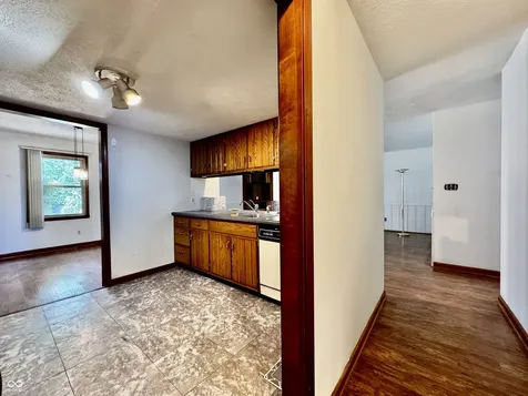 4860 Woodcrest Drive Columbus IN 47203