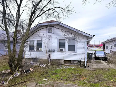 4432 E 10th Street Indianapolis IN 46201